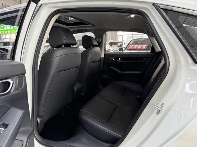 Honda Civic — Фото автомобиля 15