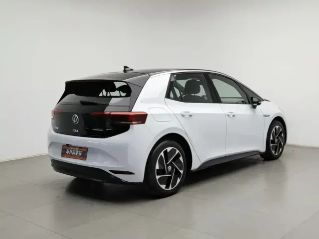 Volkswagen Volkswagen ID.3 2023 Upgraded Pure Intelligence Edition — Фото автомобиля 2