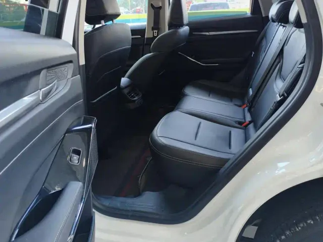 Haval H6 — Фото автомобиля 11