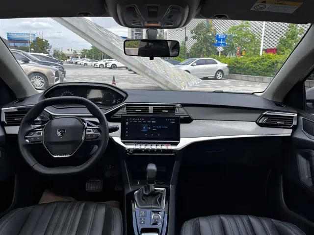 Peugeot 408 — Фото автомобиля 12