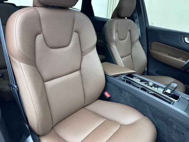 Volvo XC60 — Фото автомобиля 11