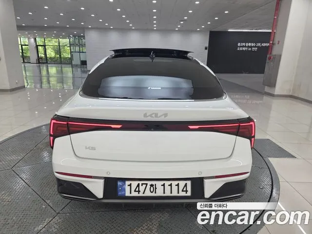 Kia K5 Новый K5 3 поколение 2.0 LPi(Для проката) — Фото автомобиля 2