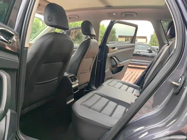 Volkswagen Tharu — Фото автомобиля 6