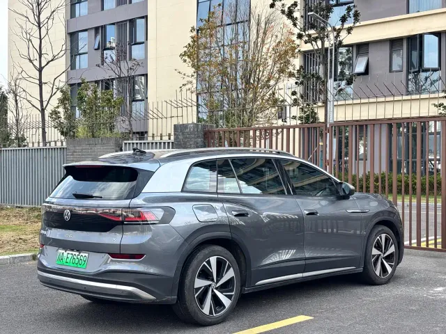 Volkswagen ID.6 X 2022 Smart Long Range — Фото автомобиля 16