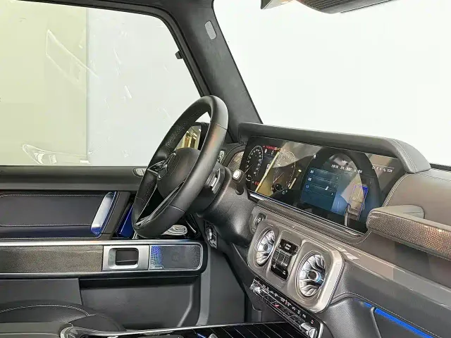 Mercedes-Benz G-Class — Фото автомобиля 10