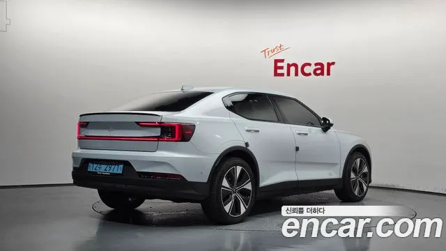 Polestar Polestar 2 — Фото автомобиля 2