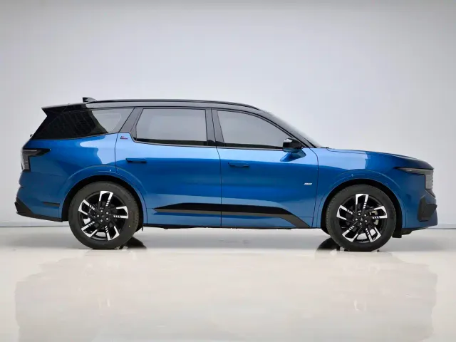 Ford Edge — Фото автомобиля 8