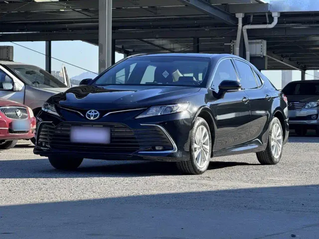 Фотография автомобиля — Toyota Camry