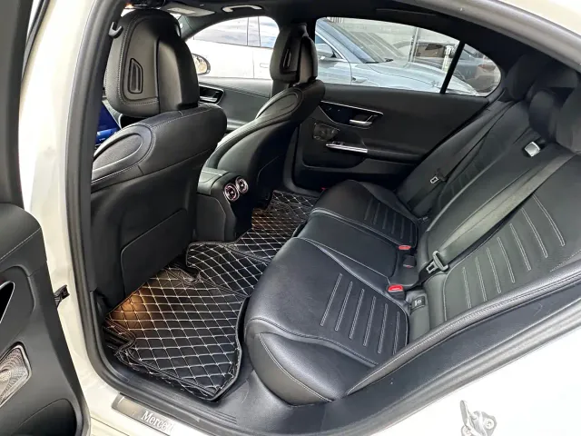 Mercedes-Benz C-Class — Фото автомобиля 5