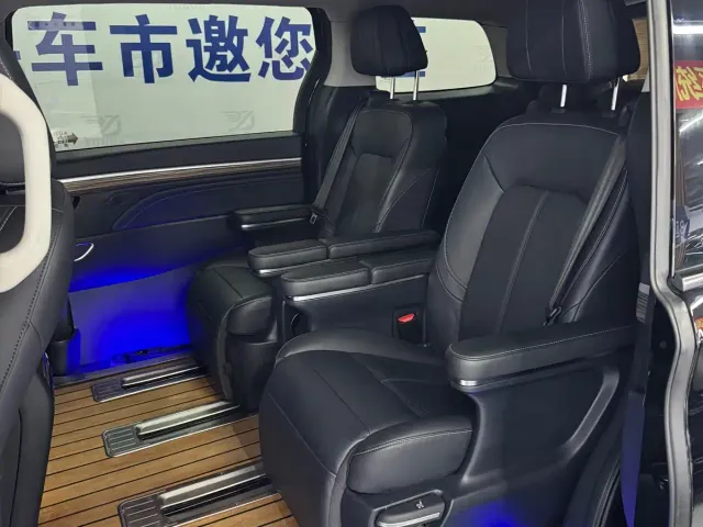 GAC Trumpchi M8 — Фото автомобиля 5