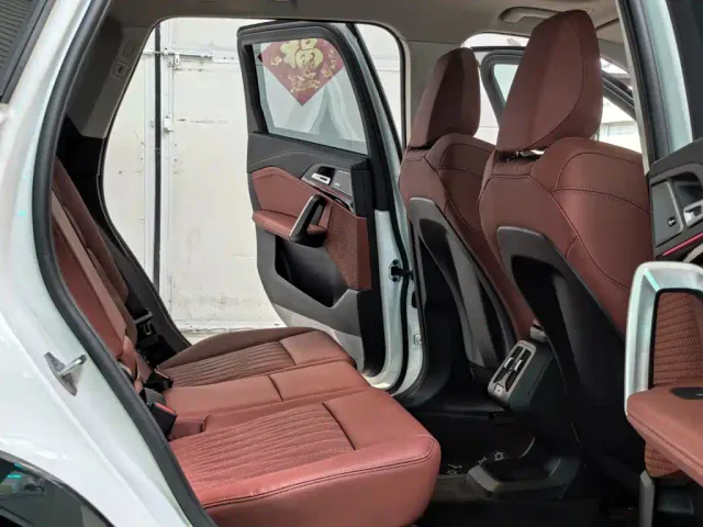 BMW X1 — Фото автомобиля 9