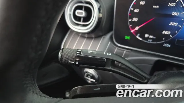 Mercedes-Benz C-Class — Фото автомобиля 27