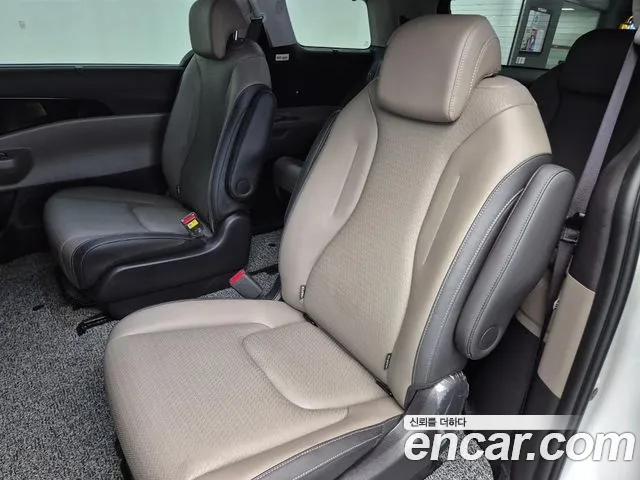 Kia Canival Новый Carnival 4 поколение HEV 9 мест Signature — Фото автомобиля 12