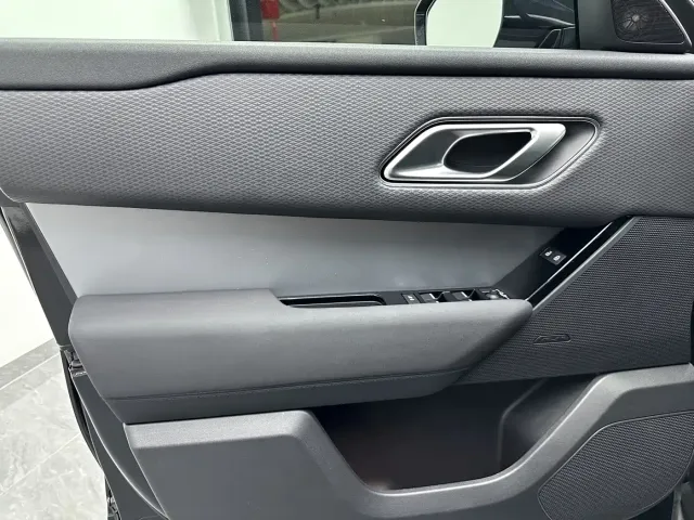 Land Rover Range Rover Velar — Фото автомобиля 16