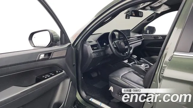 KG_Mobility_Ssangyong Rexton Новый Rexton Sport Khan Дизель 2.2 2WD — Фото автомобиля 10