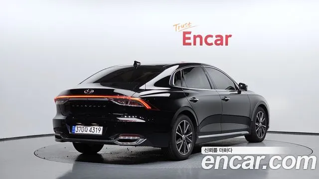 Hyundai Grandeur Новый Grandeur IG — Фото автомобиля 2