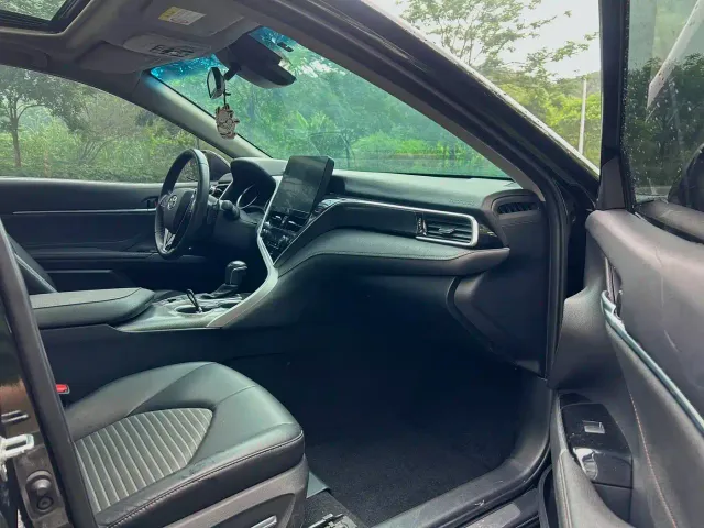 Toyota Camry — Фото автомобиля 11