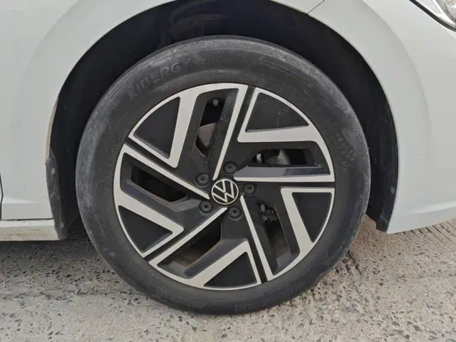 Volkswagen Sagitar — Фото автомобиля 6