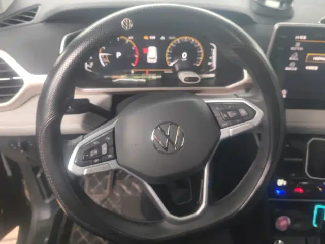 Volkswagen Tharu — Фото автомобиля 15