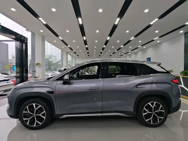 BYD Song L DM-i — Фото автомобиля 3