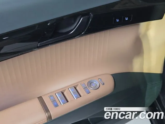 Hyundai Grandeur GN7 — Фото автомобиля 10