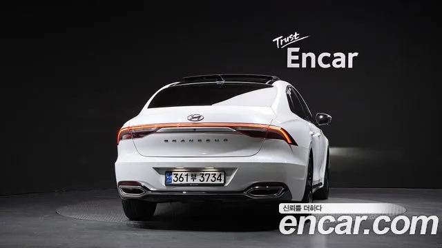 Hyundai Grandeur (New) Hybrid — Фото автомобиля 4