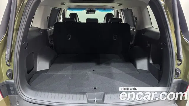 Hyundai Santafe Santa Fe (MX5) Бензин 2.5T 2WD — Фото автомобиля 18