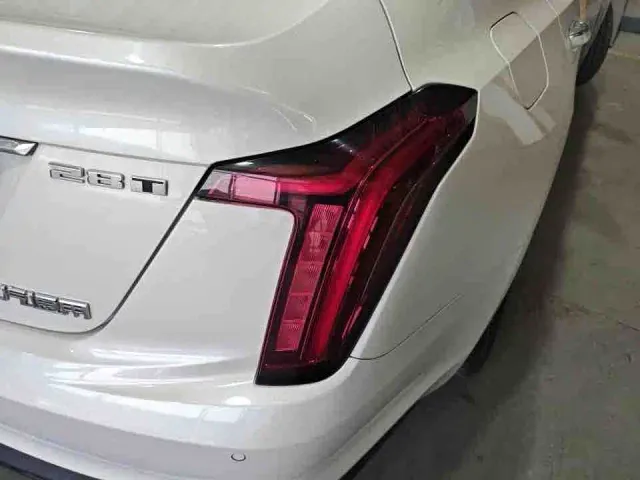 Cadillac CT5 — Фото автомобиля 7