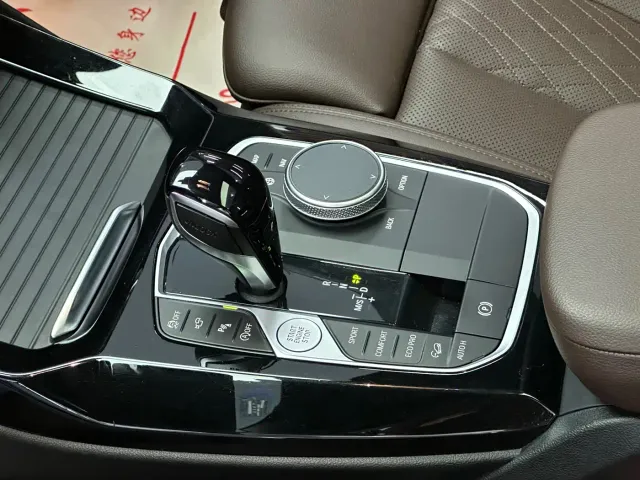 BMW X3 — Фото автомобиля 10