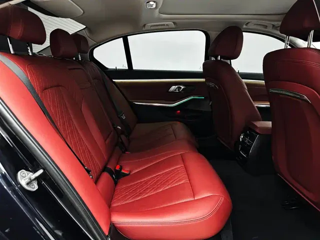 BMW 3 Series — Фото автомобиля 14