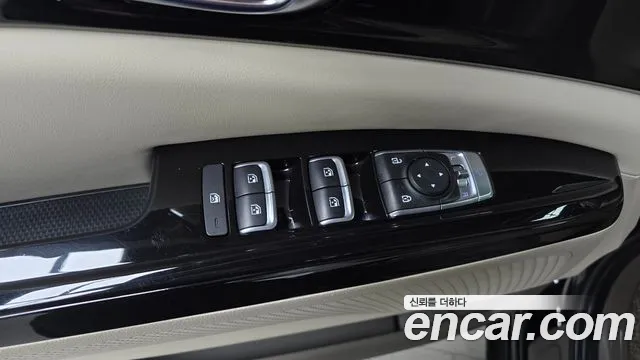 Kia Carnival 4th Gen — Фото автомобиля 25
