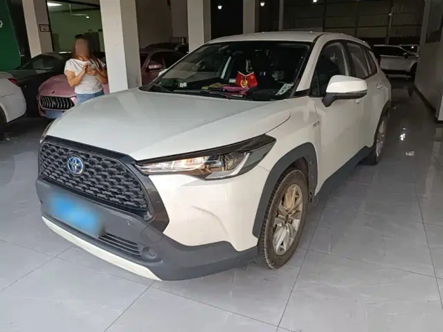 Фотография автомобиля — Toyota Corolla Cross