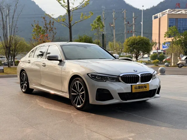 BMW 3 Series — Фото автомобиля 3