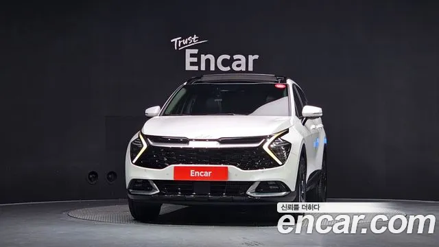 Kia Sportage Sportage 5-е поколение Бензин 1.6 турбо 2WD — Фото автомобиля 2