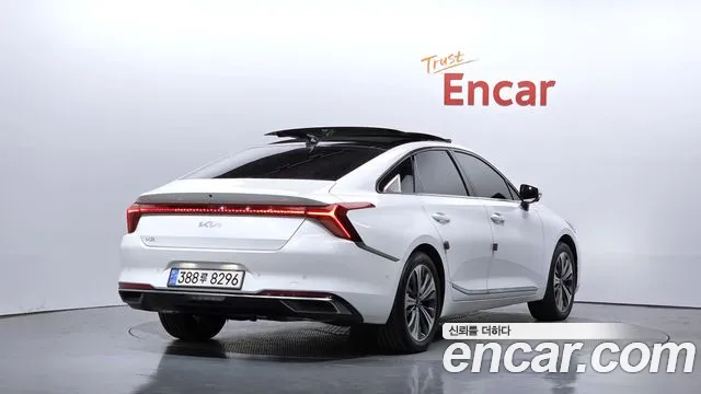 Kia K8 — Фото автомобиля 2