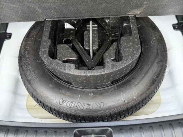 Kia Seltos — Фото автомобиля 15