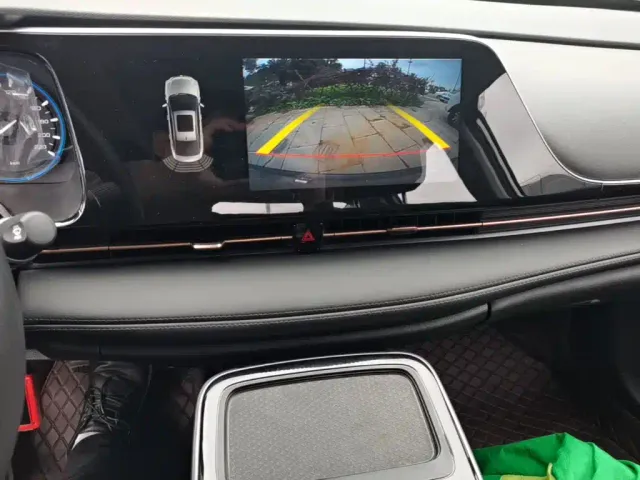 GAC Aion S Plus — Фото автомобиля 12