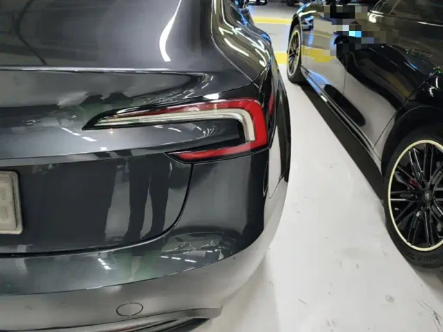Tesla Model 3 — Фото автомобиля 7