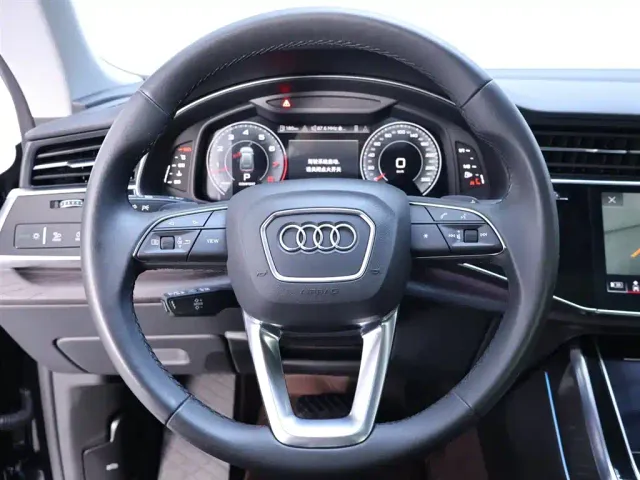 Audi Q8 — Фото автомобиля 16