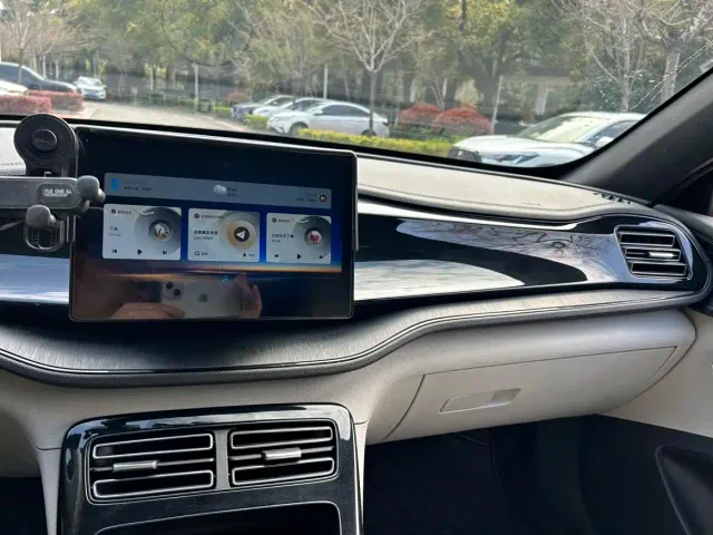 BYD Qin PLUS — Фото автомобиля 13