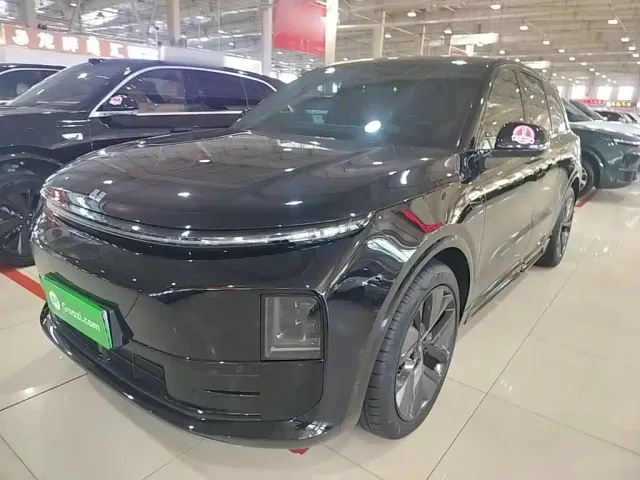 Фотография автомобиля — Li Auto L6