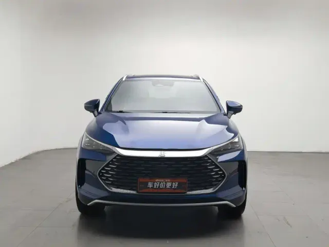 BYD Tang — Фото автомобиля 3