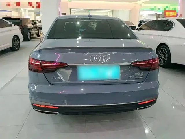 Audi A4L — Фото автомобиля 5