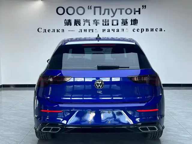 Volkswagen Golf — Фото автомобиля 4