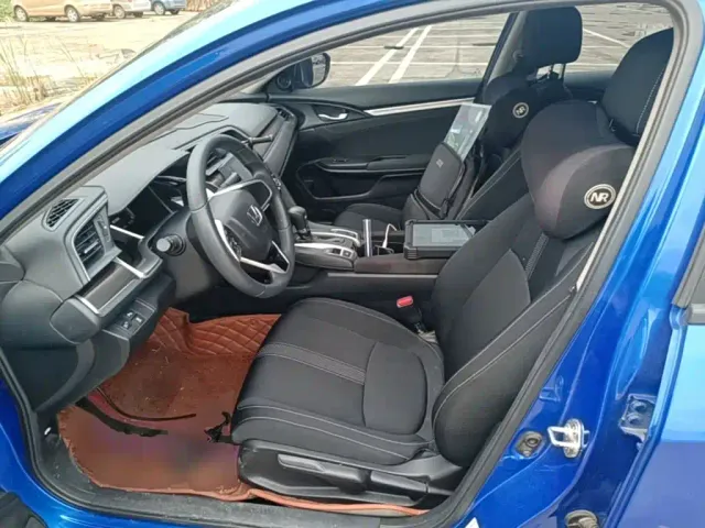 Honda Civic — Фото автомобиля 14