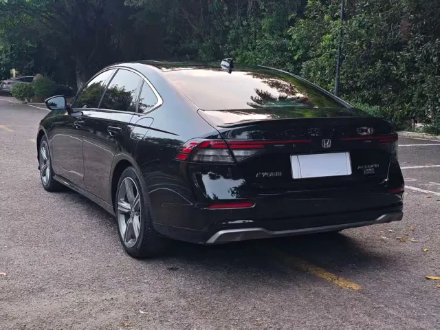 Honda Accord — Фото автомобиля 7