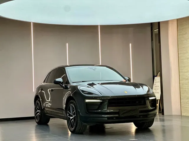 Porsche Macan — Фото автомобиля 3