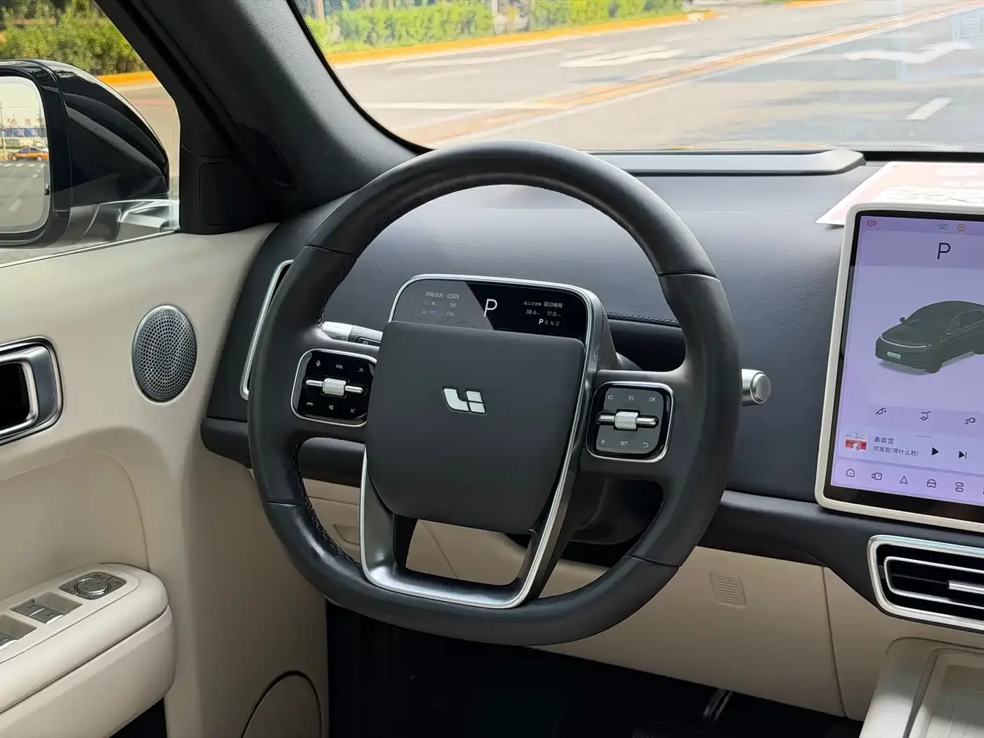 Li Auto Li Auto L7 2025 Max Smart Renewal Edition — Фото автомобиля 8