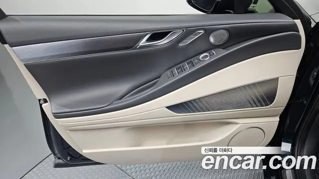 Genesis G80 RG3 — Фото автомобиля 13