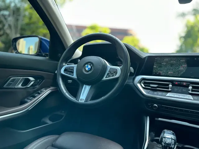 BMW 3 Series — Фото автомобиля 21